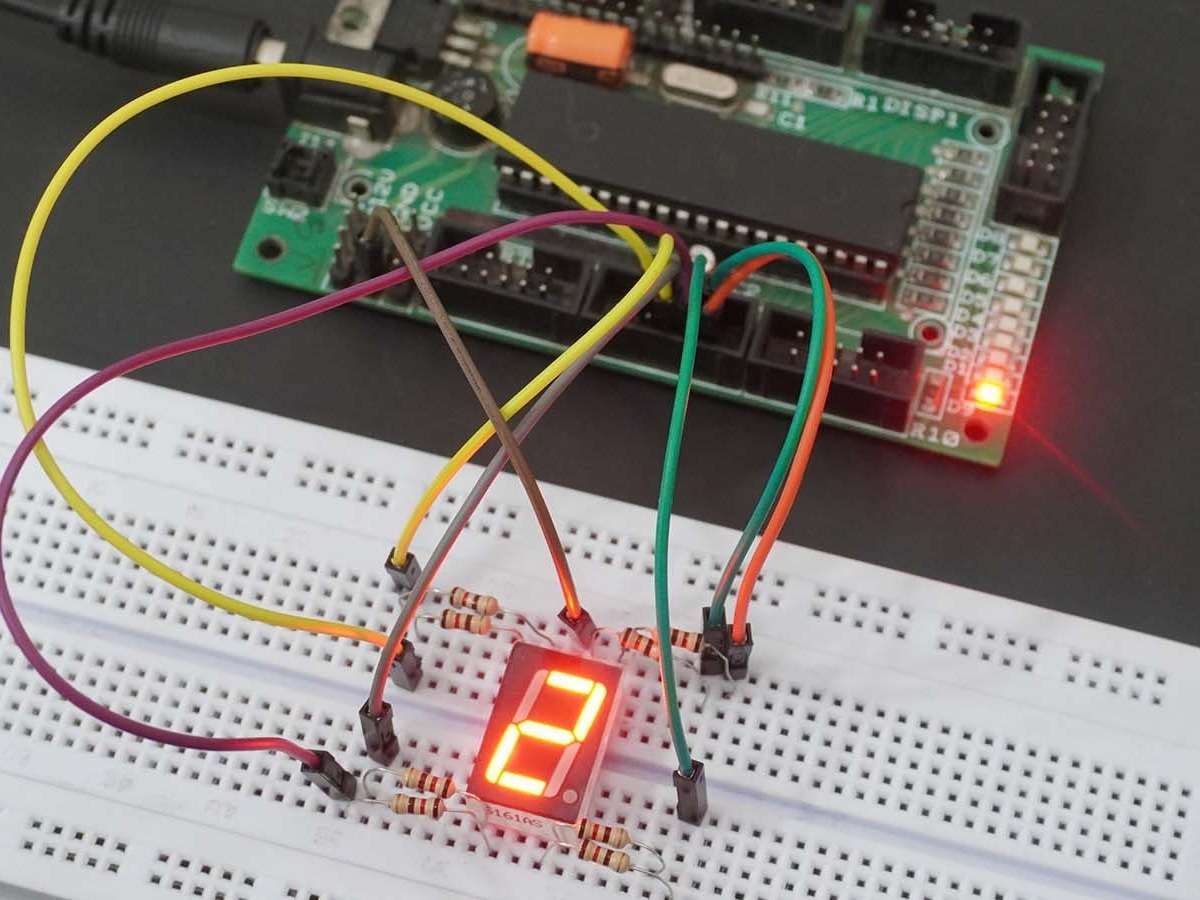 7-Segment Display Interfacing with AVR ATmega16/ATmega32 | AVR AT..