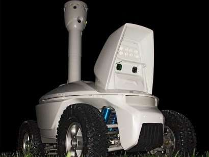 Night Patrolling Robot for Women Safety